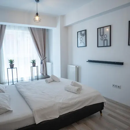 Apartment Barrique 32 - Breakfast Delivered & Minibar - Mall Area