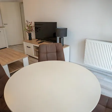 Barrique 32 - Breakfast Delivered & Minibar - Mall Area