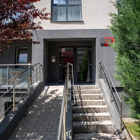 Barrique 32 - Breakfast Delivered & Minibar - Mall Area *